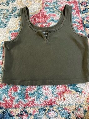 Wild Fable Olive Crop Tank Top - Women's Sleeveless Scoop/Notch Neck
